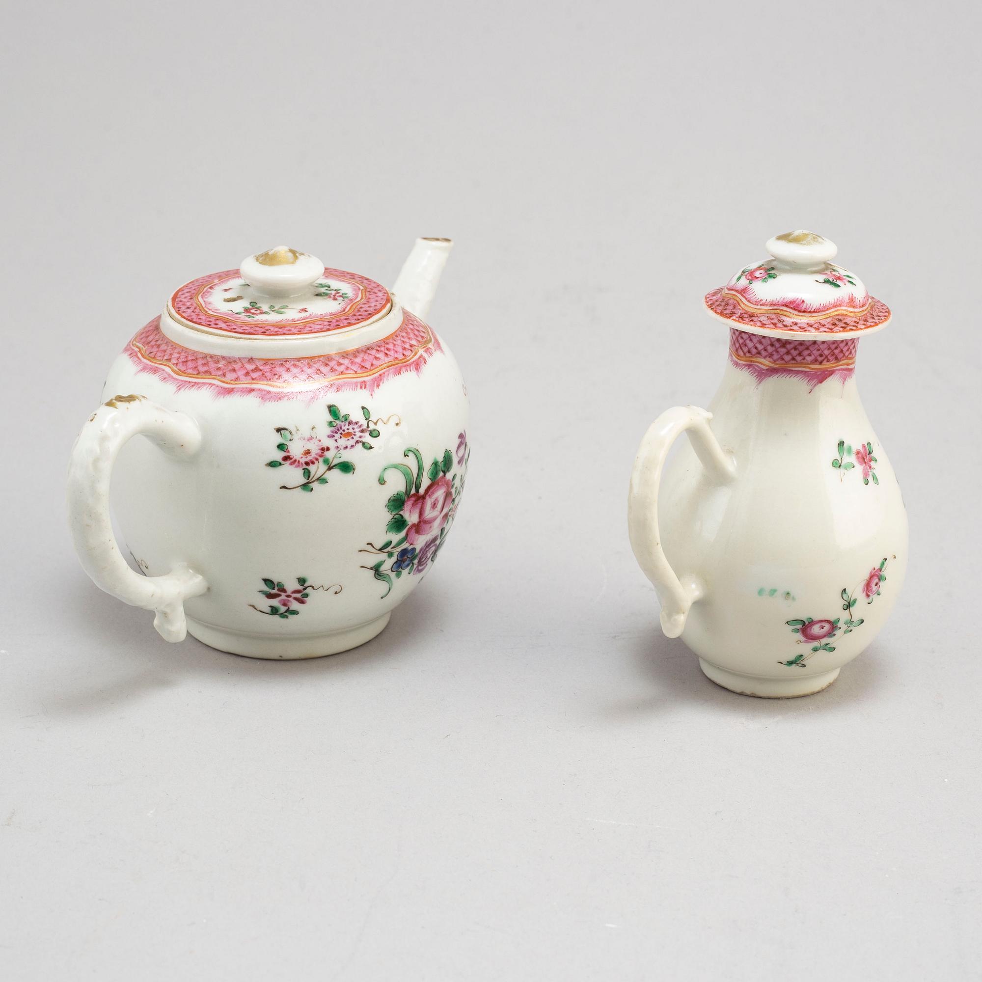 A famille rose export tea service, Qing dynasty, Qianlong (1736-95) (13 pieces).