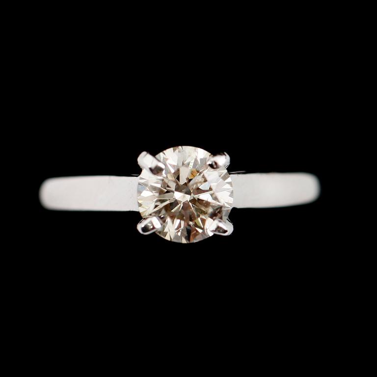 RING, 14 k vitguld, briljantslipad diamant 1.13 ct. Vikt ca 3 g.