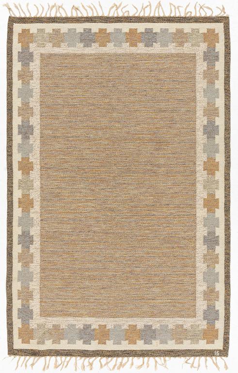 Ingegerd Silow, Rug, flat weave, signed IS, Approx. 245 x 162 cm.