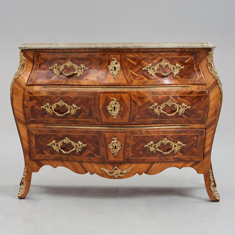 A Swedish Rococo 18th century commode by J Gröndahl.