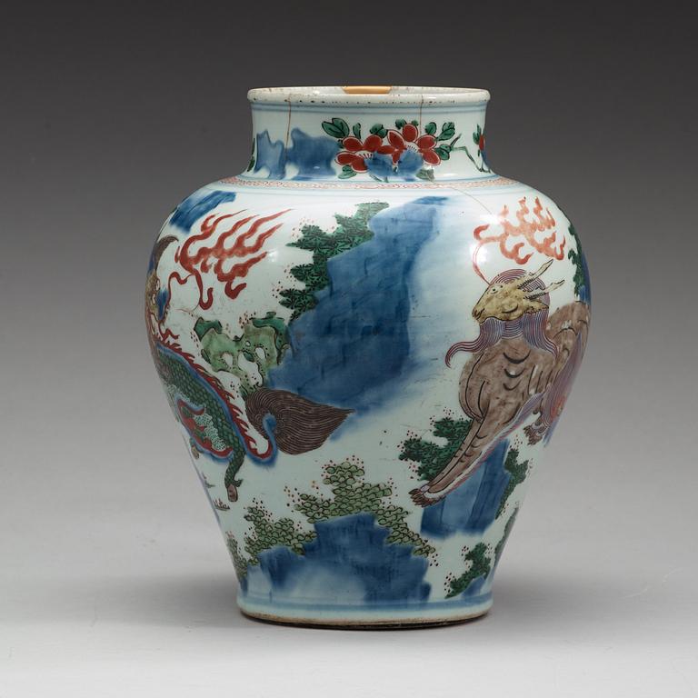 A Transitional Wucai jar, 17th Century.