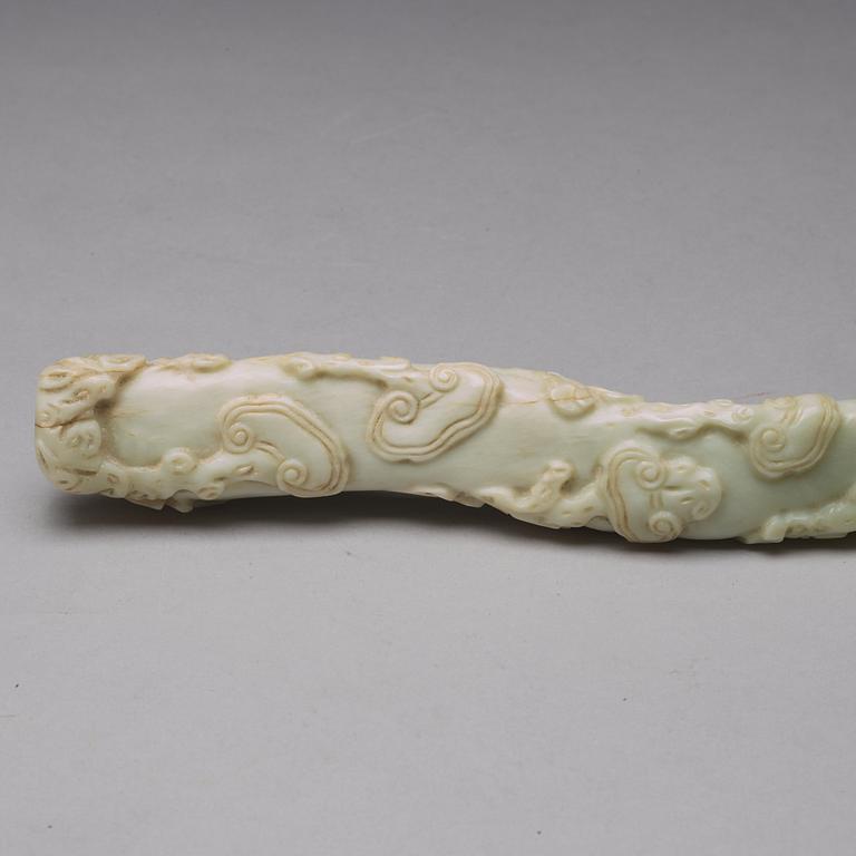 A nephrite ruyi sceptre, presumably late Qing dynasty.