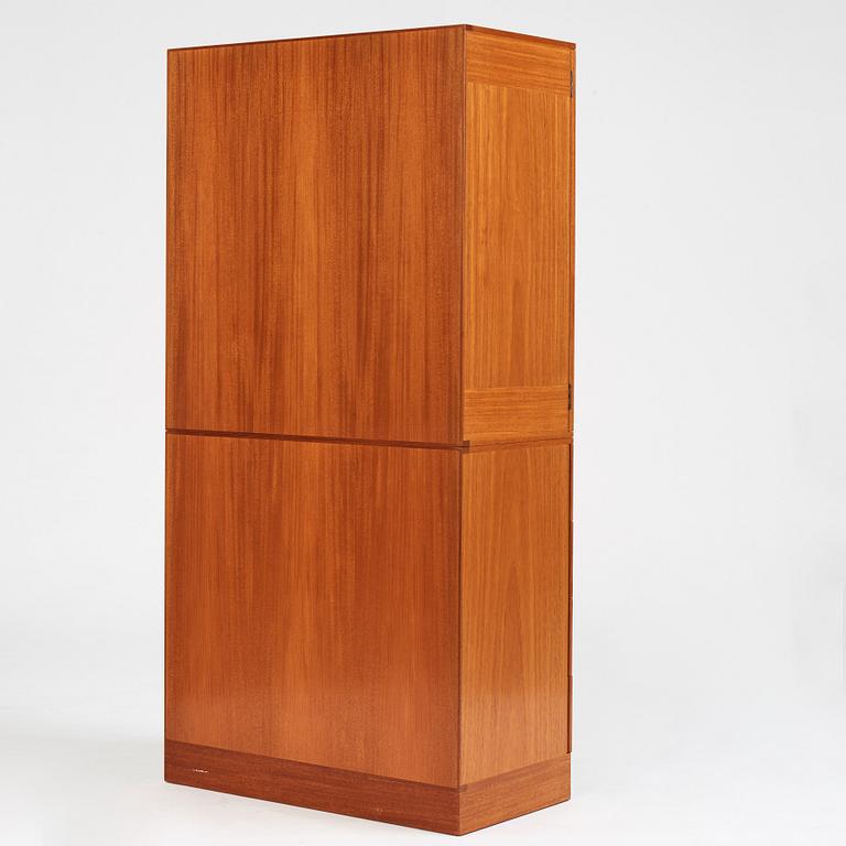 John Kandell, a "HI-26" cabinet for HI-gruppen, executed by David  Sjölinder, Sweden 1950-60's.