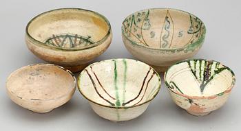 SKÅLAR, 5 st, lergods, bla Mellanöstern.
