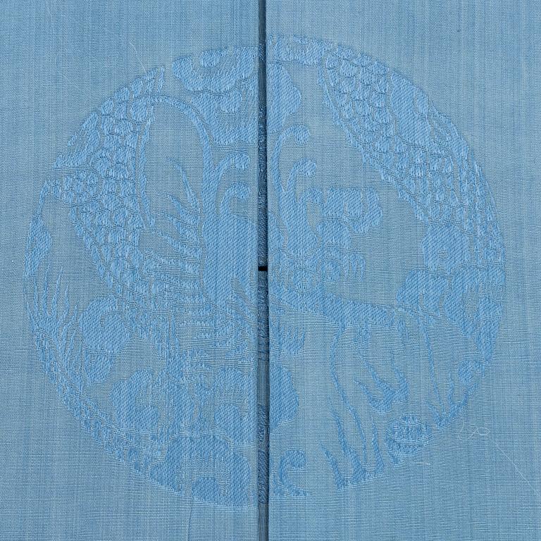 A group lot of embroidered silk textiles and a silk sowing purse, late Qing dynasty/early 20th century.