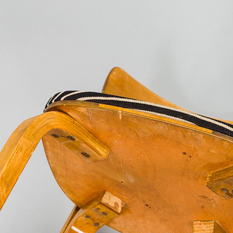 Alvar Aalto, a set of four 1930's/40's chairs, model '69', O.Y. Huonekalu- ja Rakennustyötehdas A.B.
