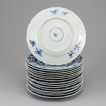 A set of 16 blue and white dishes, Qing dynasty, 19th Century.