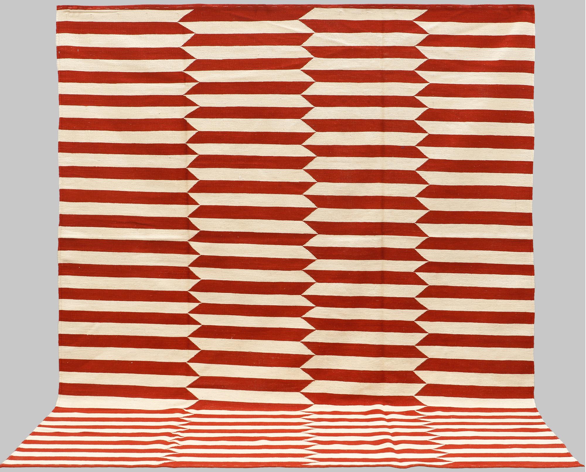 A carpet oriental flat weave, ca 296 x 252 cm.