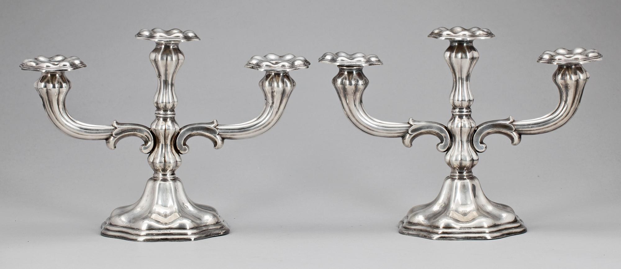KANDELABRAR, ett par, silver, C.G Hallberg, Stockholm, 1938.