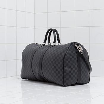 VÄSKA, "Keepall 55 bandouliere damier graphite", Louis Vuitton.