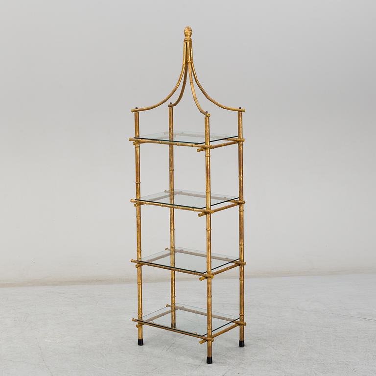 A Chinoiserie shelf, 20th Century.