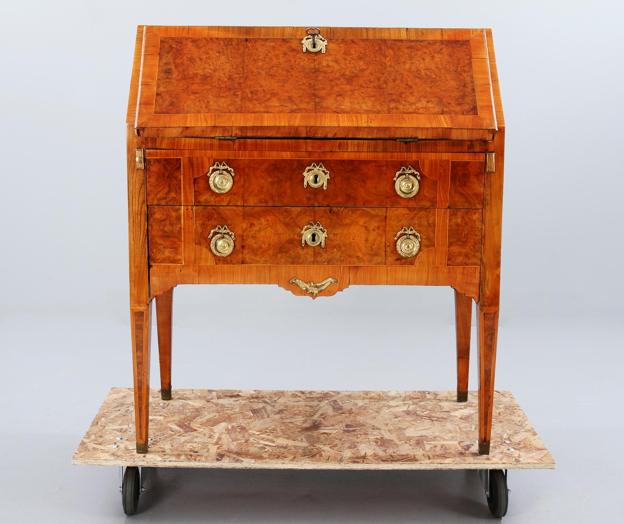 SNEDKLAFFSSEKRETÄR, gustaviansk, 1700/1800-tal.