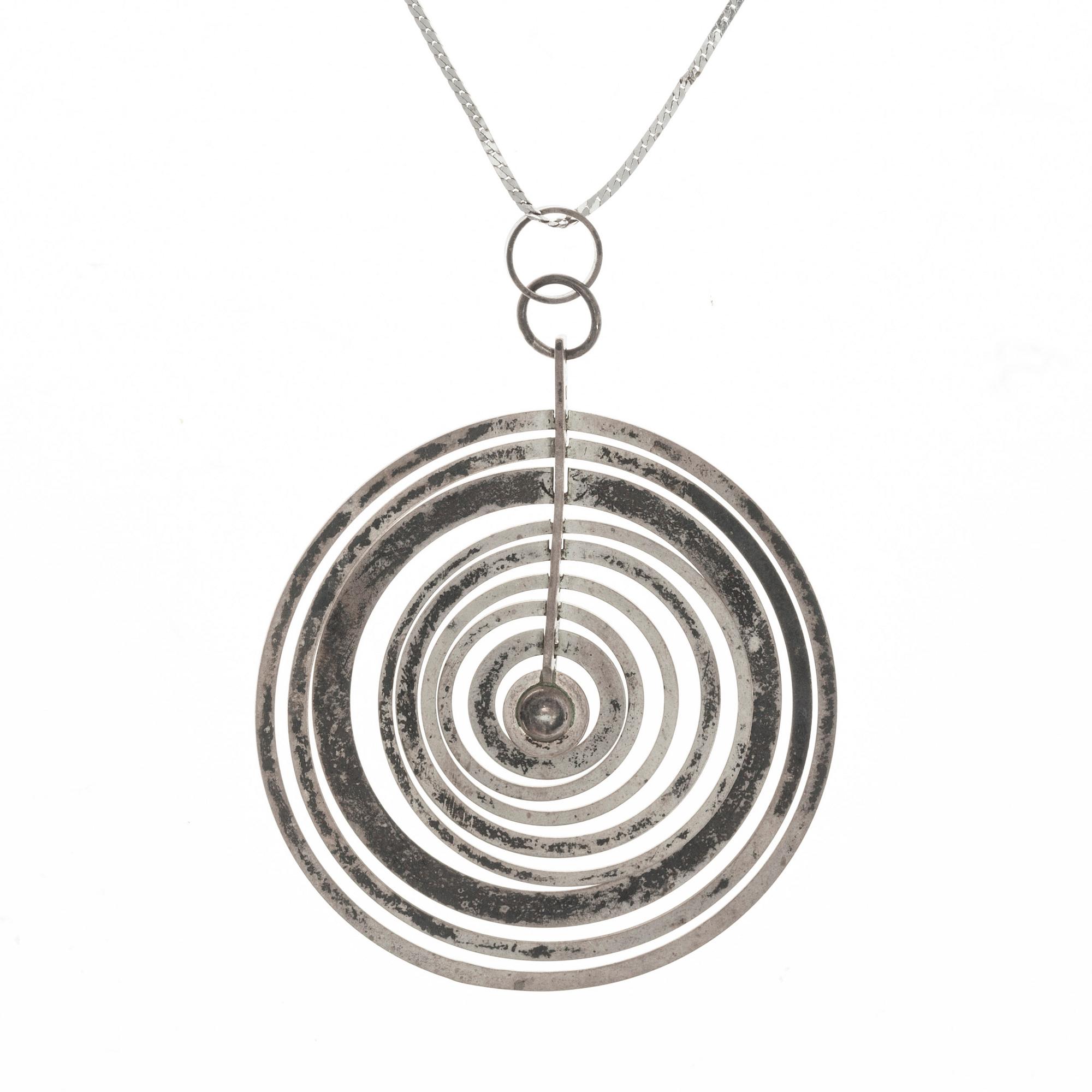HÄNGSMYCKE, sterling silver, "Silvermåne" Tapio Wirkkala, N. Westerback, Helsingfors 1972.