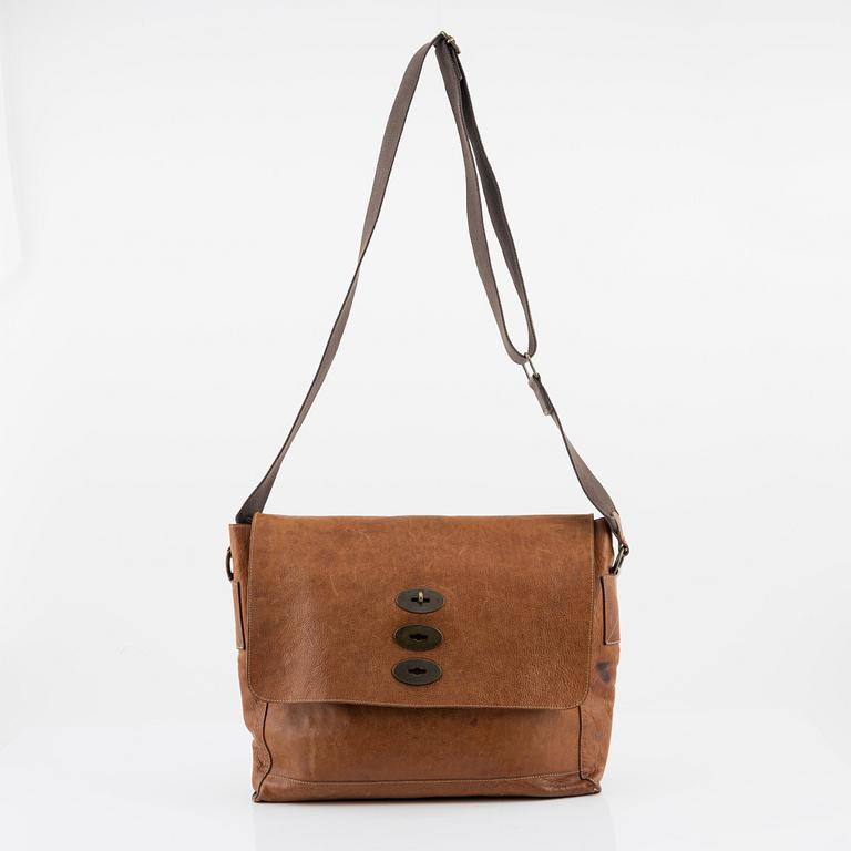 A Mulberry Anthony Messenger leather bag.