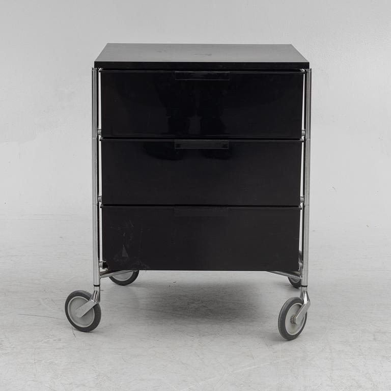 Antonio Citterio & Oliver Löw, Hurts/sideboard, "Mobil" for Kartell.