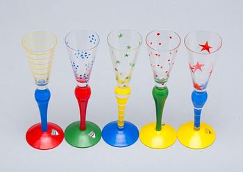 SNAPSGLAS, 5 st, glas, "Clown", Anne Nilsson, Orrefors.