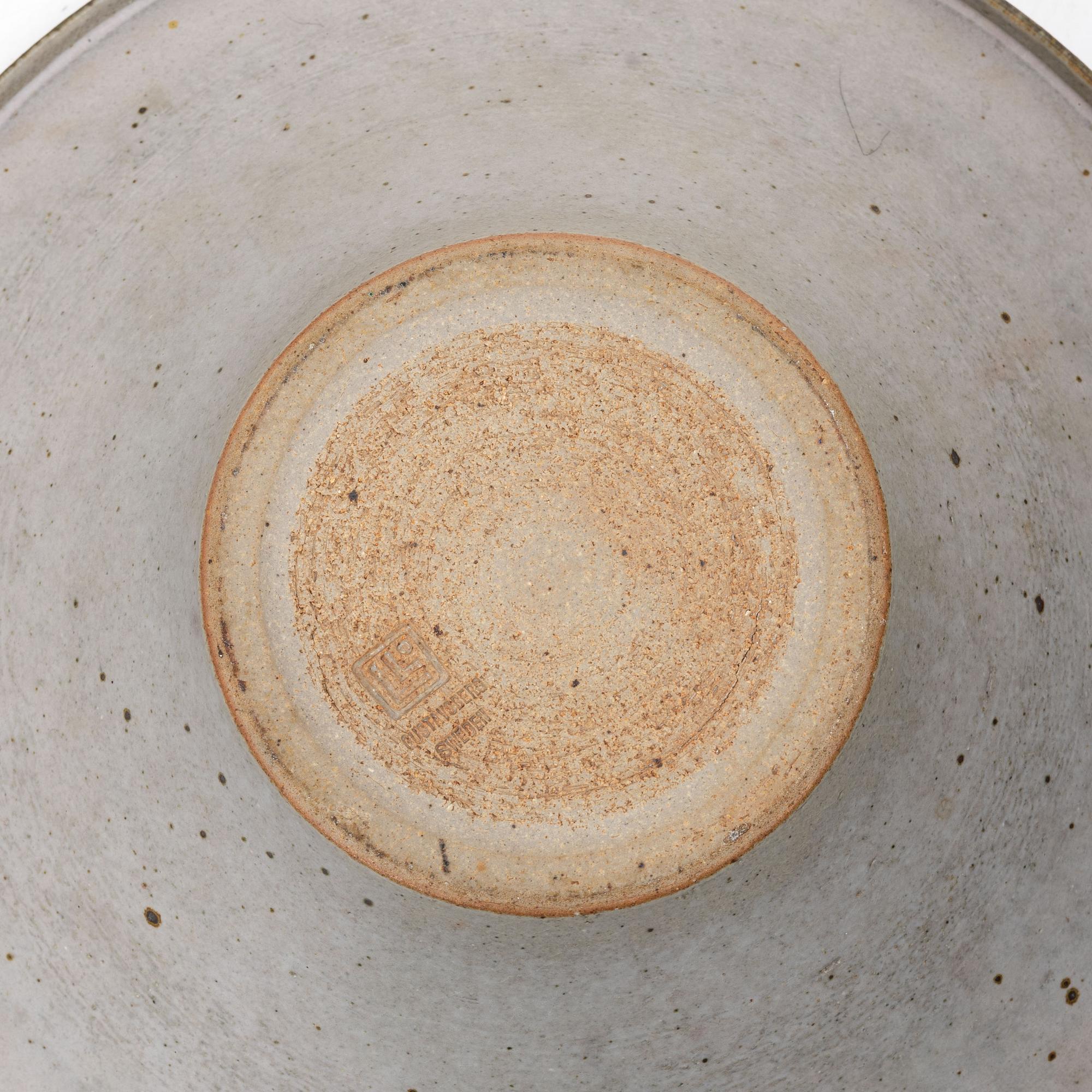Lisa Larson, A stoneware bowl dish and a vase, Gustavsberg.