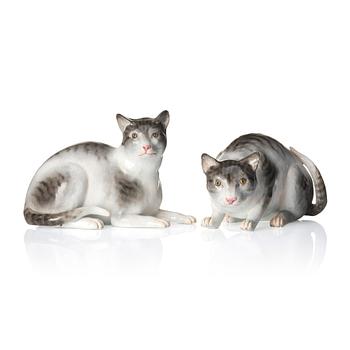 220. A set of two Meissen cat figurines, 1890's.