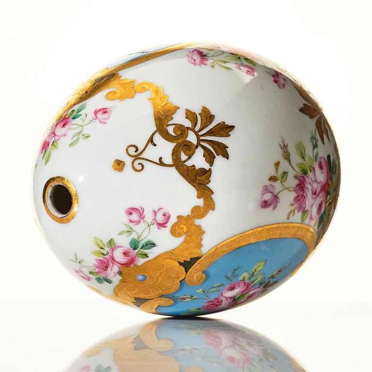 A Russian porcelain Easter Egg, 19th Century, presumably Imperial Porcelain Factory, St Petersburg.