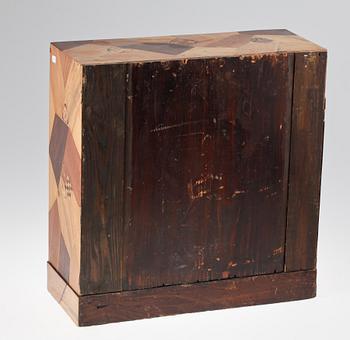 SKÅP, troligen Japan och tidigt 1900-tal.