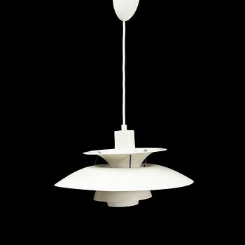 Poul Henningsen, taklampa, "PH5", Louis Poulsen, Danmark.