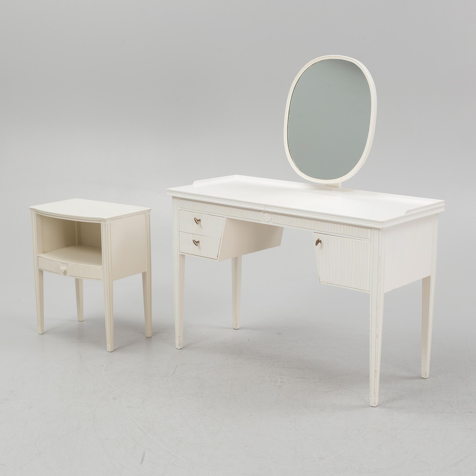 A Swedish dressing table and a bedside table, Nordiska Kompaniet, 1943.