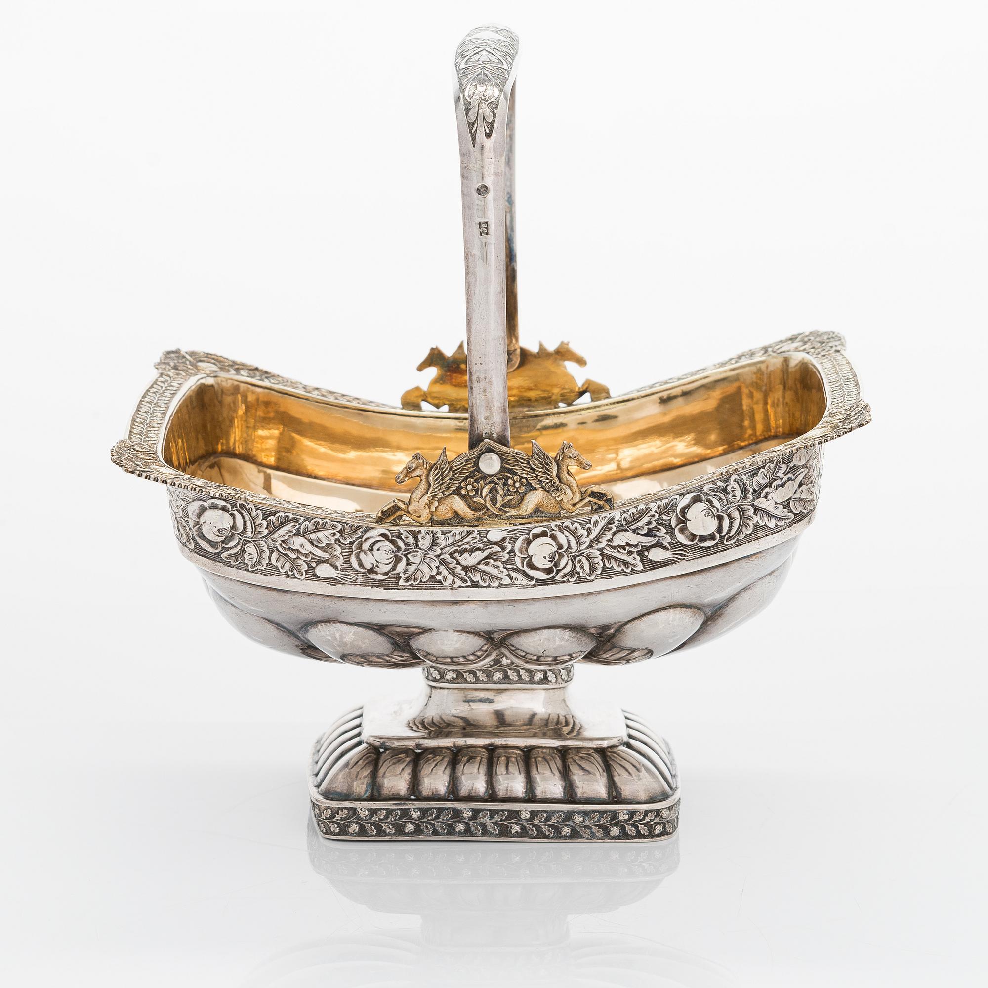 A parcel-gilt silver sweetmeat basket, maker's mark of Elias Modig (1795-1834), Saint Petersburg, Russia 1829.
