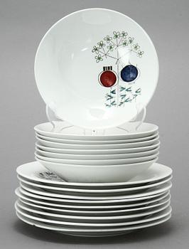 TALLRIKAR, 17 st, flintgods, "Pomona", Marianne Westman, Rörstrand.