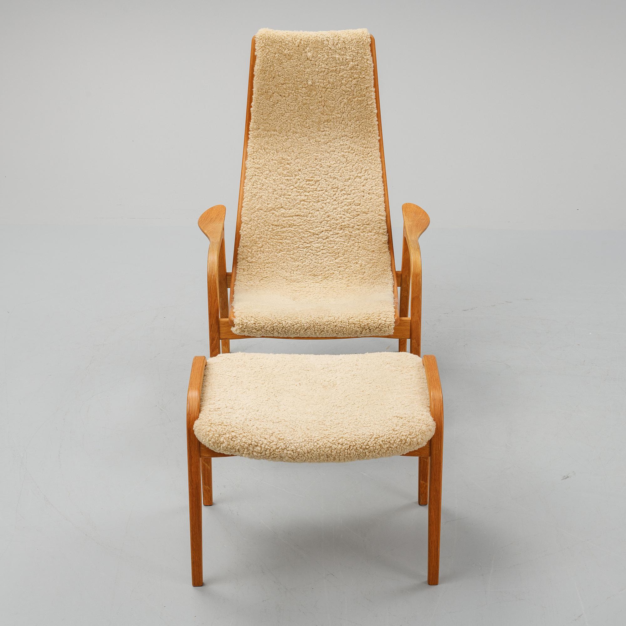 Yngve Ekström, a 'Lamino' easy chair with stool for Swedese, end of 20th century.