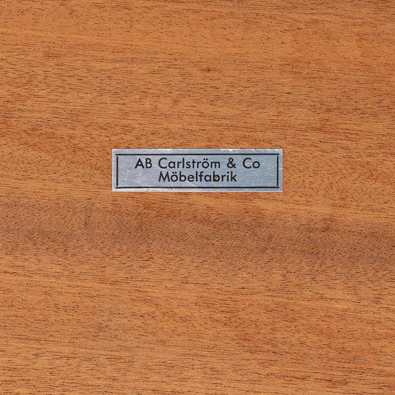 A pair of teak bedside tables, Aktiebolag Carlström & Co, Bjärum, 1950/60's.