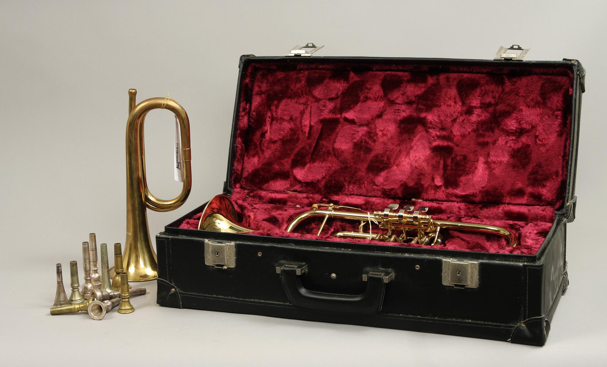 TRUMPET, mässing, Amati Kraslice samt HORN, mässing.