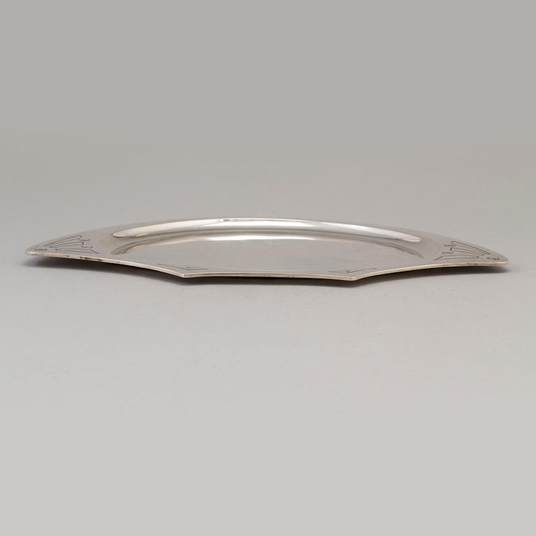 A Swedish Art Nouveau silver tray, maker's mark CG Hallberg, Stockholm, 1904.