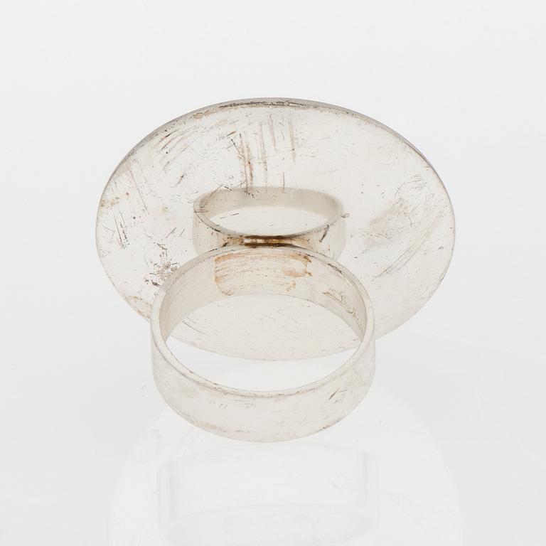 PEKKA PIEKÄINEN, RING, silver, Auran Kultaseppä, Åbo 1971.