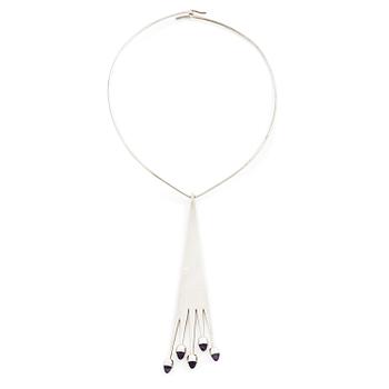 611. Anni & Bent Knudsen, a necklace, silver with cabochon-cut amethysts, Denmark ca 1960's.
