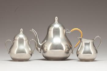 KAFFESERVIS, 3 delar. Tenn. Design Hans Klein. Holland. 1900-tal.