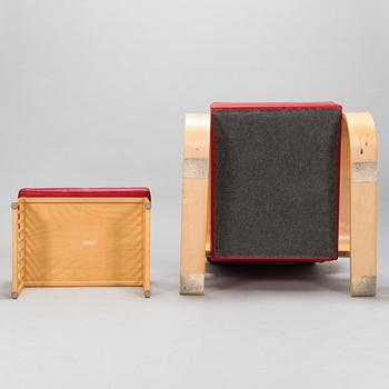 Alvar Aalto, nojatuoli ' High back tank'  E400 för Artek 1999. Ben af Sculten, rahi 445 Artek 1999.