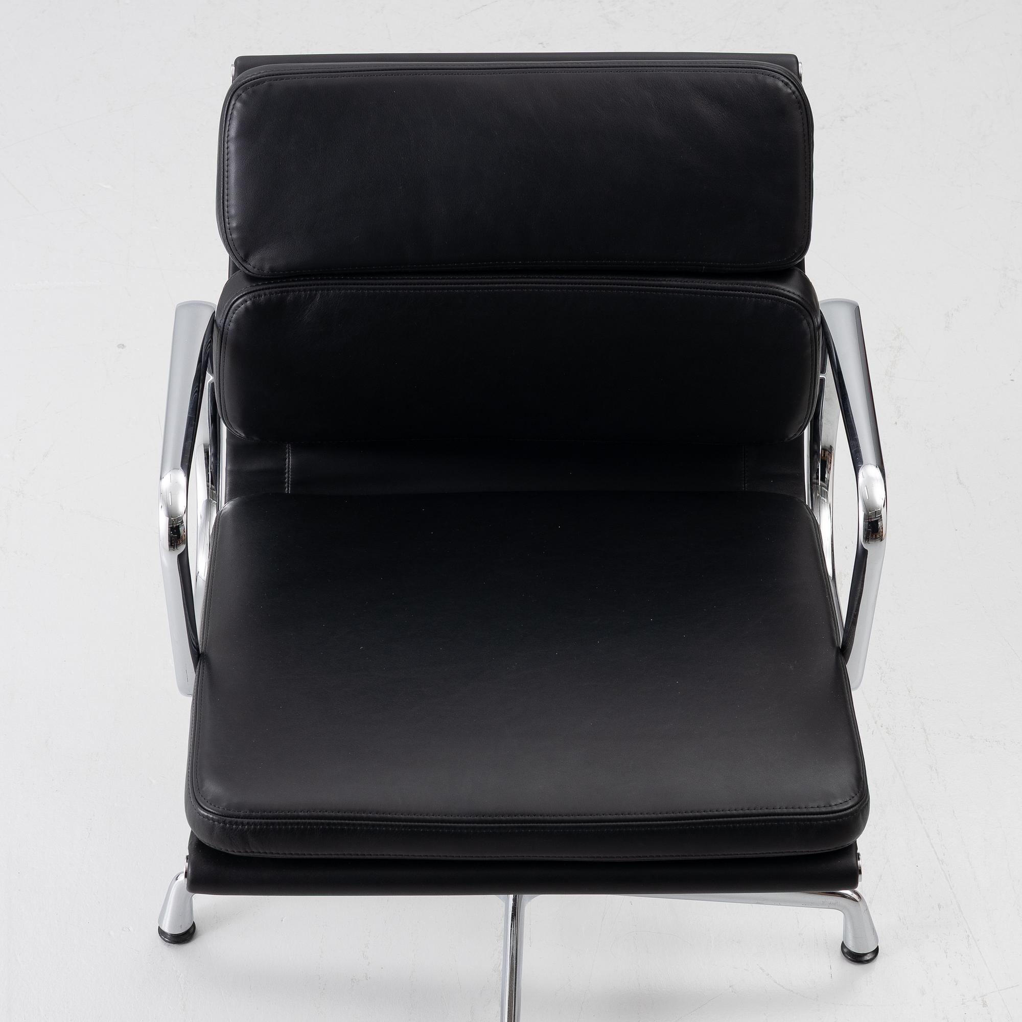 Charles & Ray Eames, Chair, “Soft Pad Alu Chair”, model EA208, Vitra.