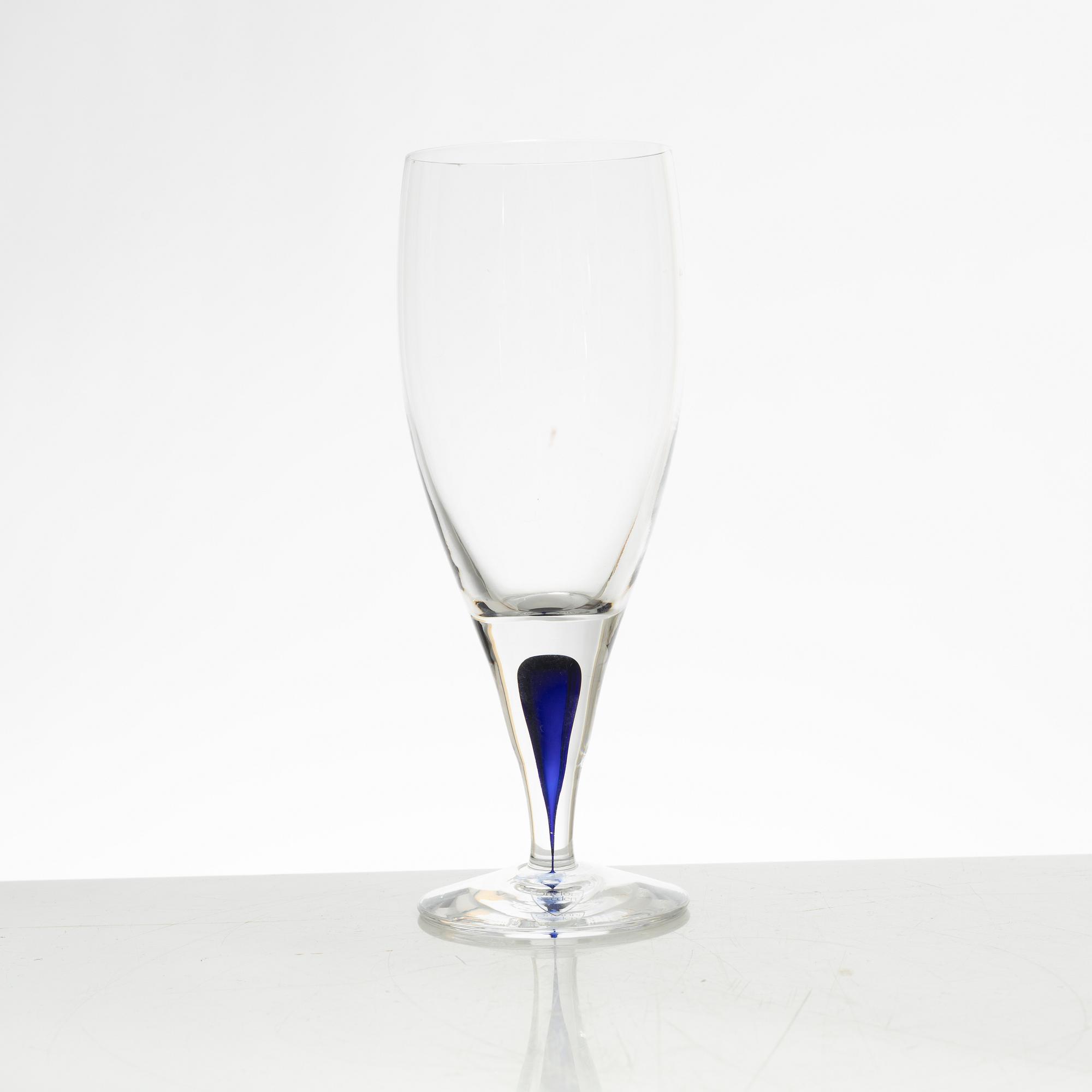 Erika Lagerbielke, a 36-piece 'Intermezzo' glass service, Orrefors.