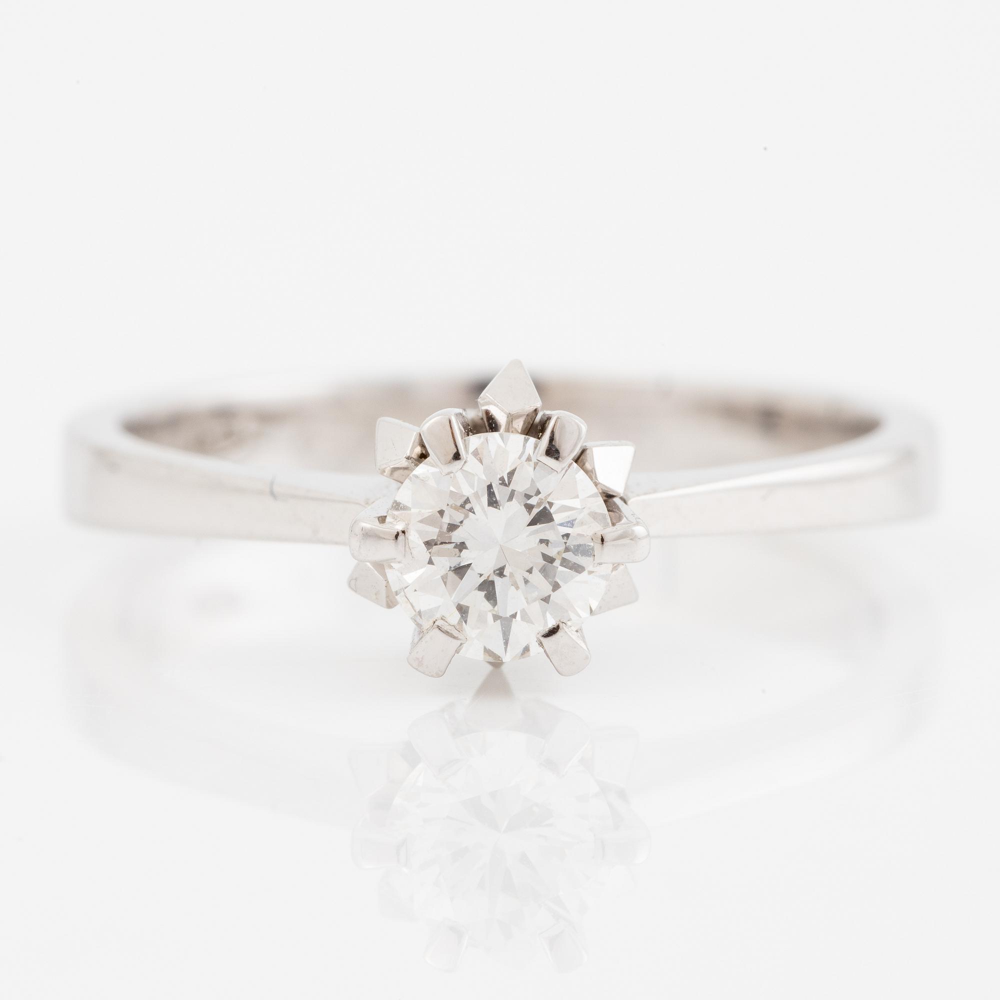 Ring, 18K white gold set with a brilliant-cut diamond, 0.46 ct according to engraving.