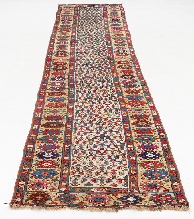 Gallery rug, oriental, approx. 475 x 92 cm.