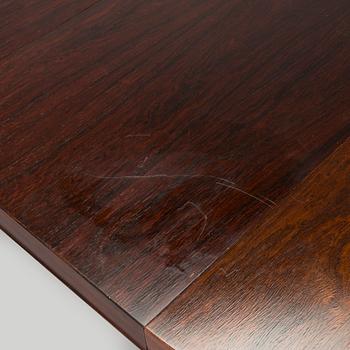 Severin Hansen, mid-20th century dining table, model 180 for Haslev Møbelsnedkeri, Denmark.