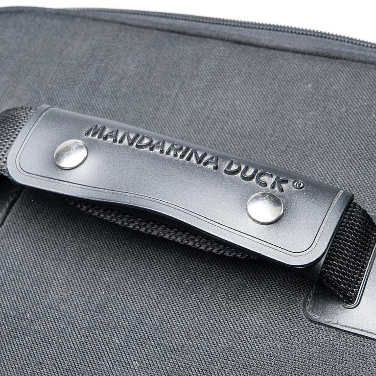 BEAUTYBOX, Mandarina Duck.