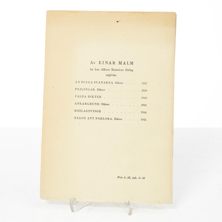 Roland Svensson, taggtråd i skärgårdmiljö.