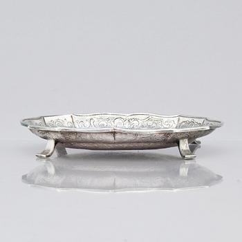 A tray/plate, silver, unidentified makers mark, Moscow 1720s.