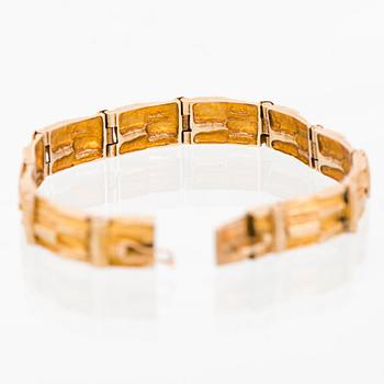 A BJÖRN WECKSTRÖM BRACELET, "Kultaköngäs", 14K gold. Lapponia 1969.