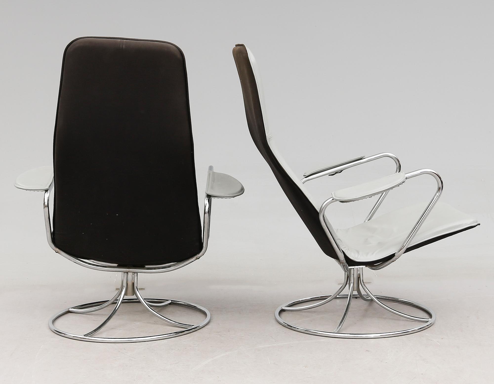 FÅTÖLJER, 1 par, 1900-talets andra hälft.