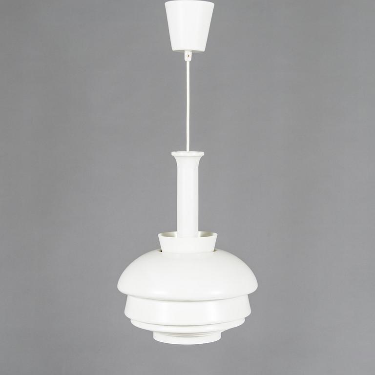 Alvar Aalto, an 'A335B' pendant light for Valaistustyö.