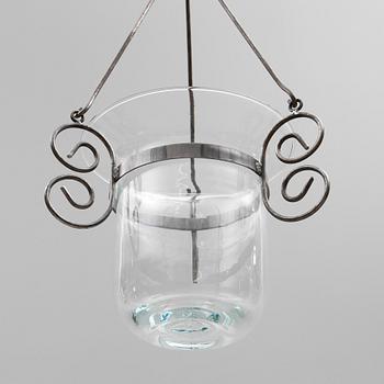 TAKLAMPA, smide, glaskupa. 1900-talets andra hälft. Höjd ca 55 cm.