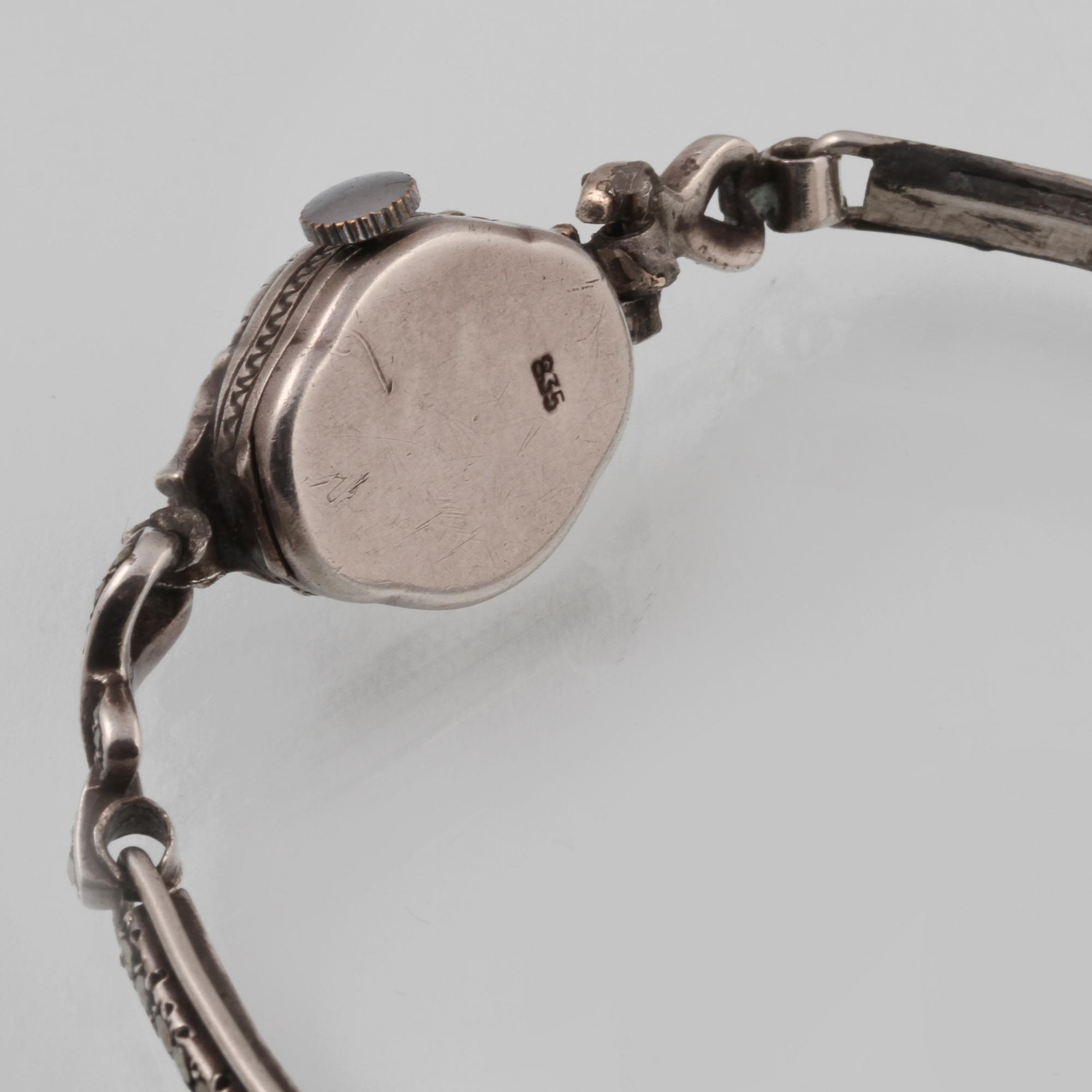 ARMBANDSUR, silver, Birka, Incabloc, 1900-talets första hälft. Vikt 16,7 gram.