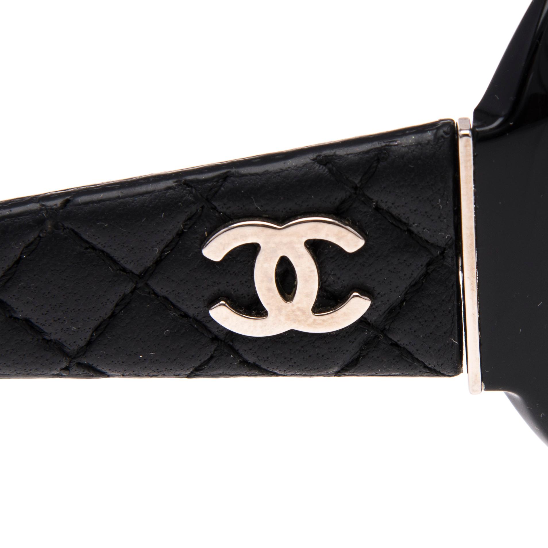 AURINKOLASIT, Chanel.